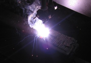 Использование электродной ленты для выполнения наплавки под флюсом