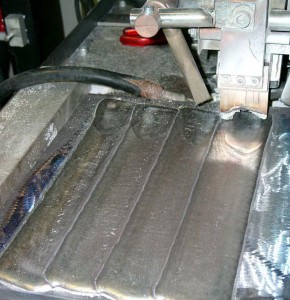 Использование электродной ленты для выполнения наплавки под флюсом фото