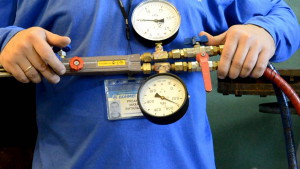 Подготовка и настройка газового оборудования для резки фото