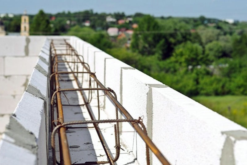 устройство армирования армопояса для газобетона